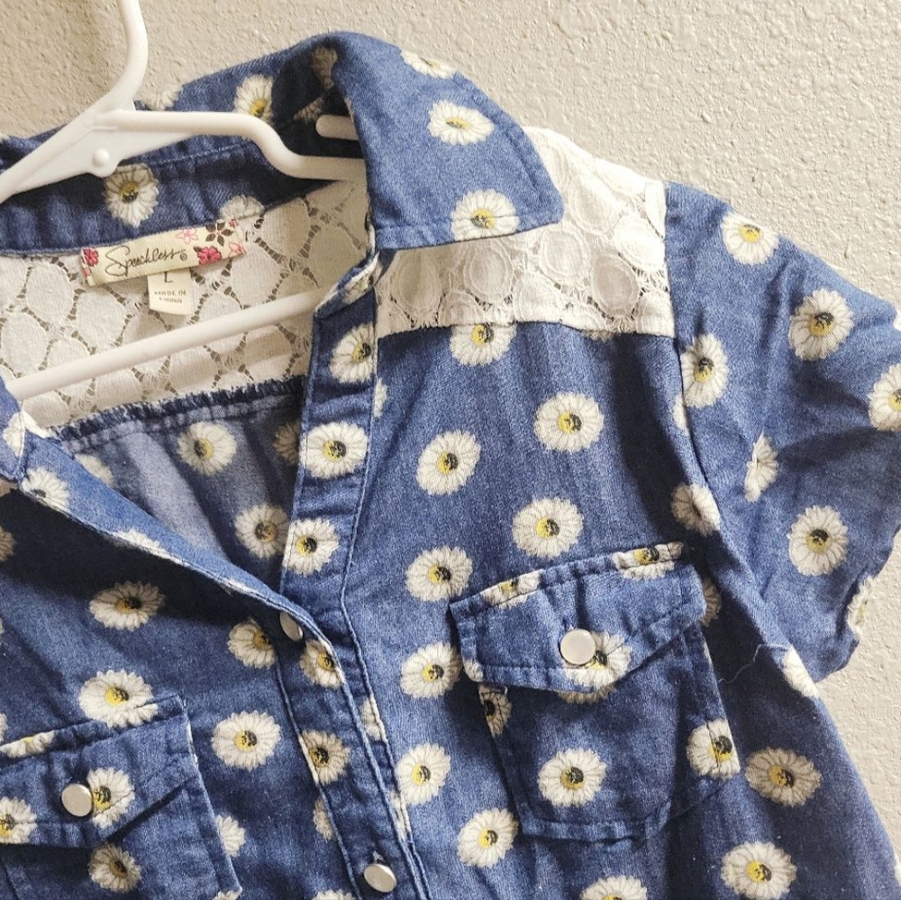 Speechless Daisy Denim Tie Front Shirt